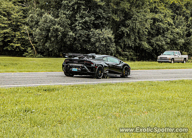 Lamborghini Huracan spotted in Jacksonville, Florida