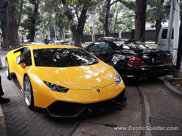 Lamborghini Huracan spotted in Jakarta, Indonesia