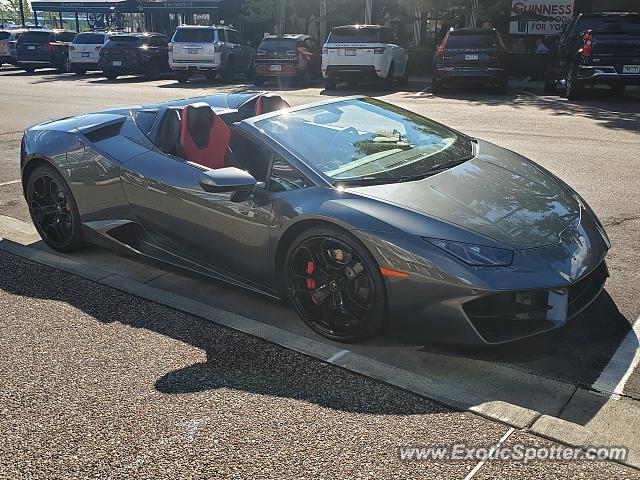 Lamborghini Huracan spotted in Wayzata, Minnesota