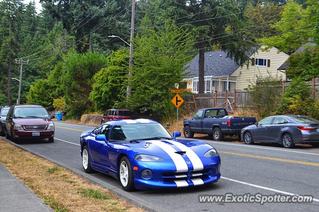 Dodge Viper spotted in Shoreline, Washington