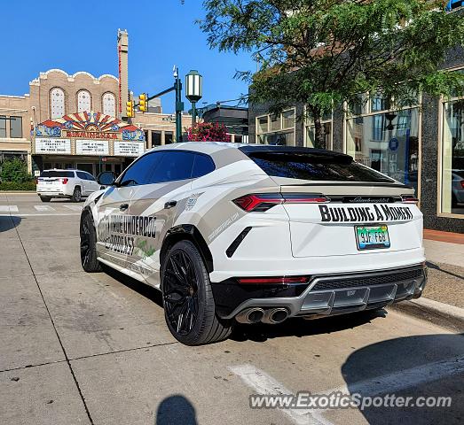 Lamborghini Urus spotted in Birmingham, Michigan