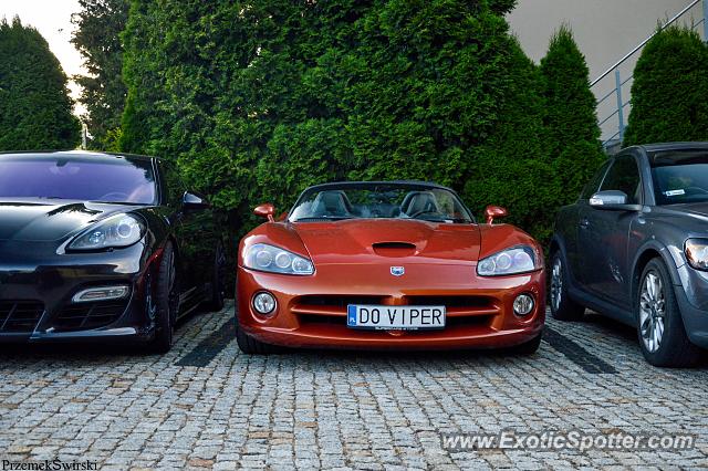 Dodge Viper spotted in Karpacz, Poland