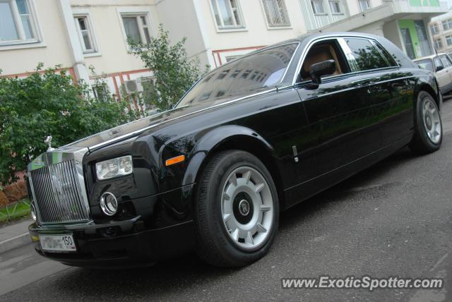 Rolls Royce Phantom spotted in Moscow, Russia