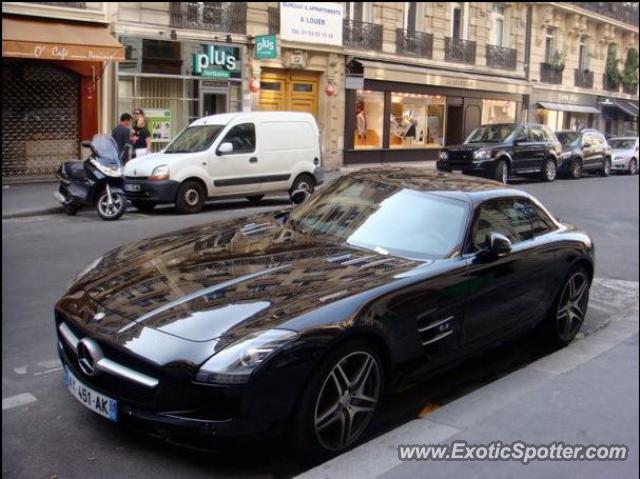 Mercedes SLS AMG spotted in Paris, France