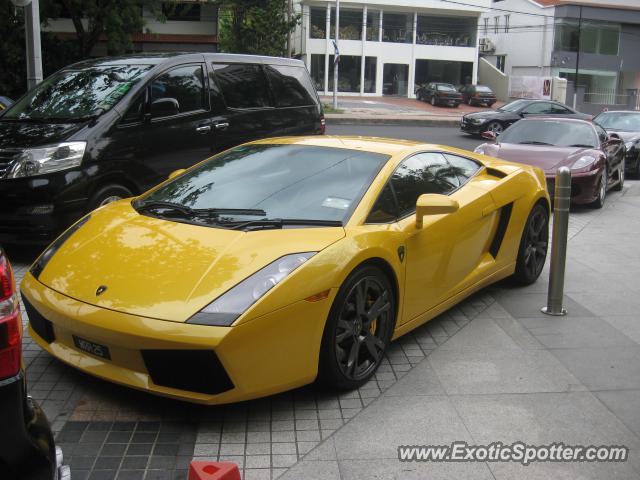 Lamborghini Gallardo spotted in Bangsar, Malaysia