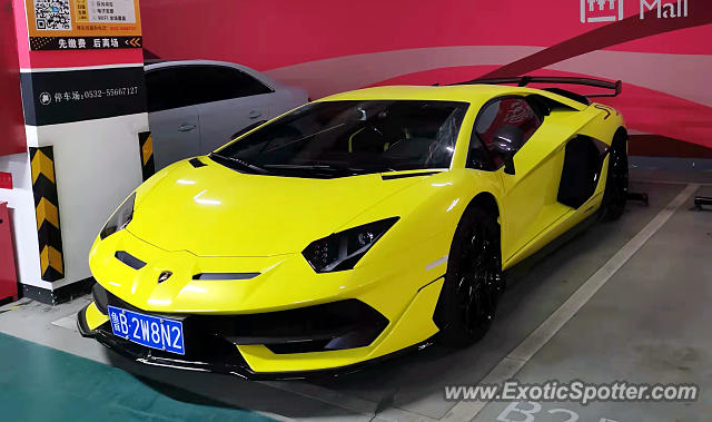 Lamborghini Aventador spotted in Qingdao, China