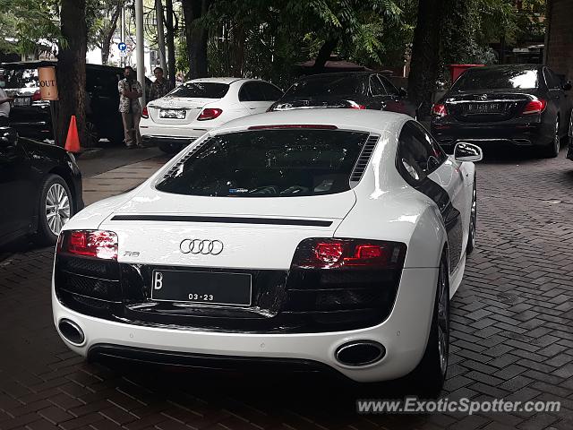 Audi R8 spotted in Jakarta, Indonesia