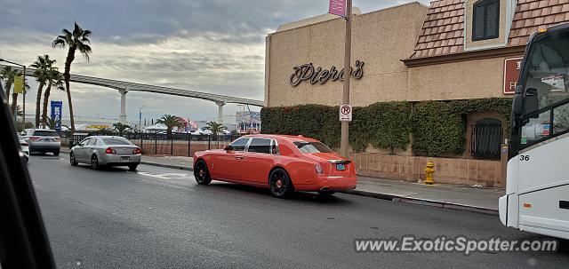 Rolls-Royce Phantom spotted in Somewhere, Nevada