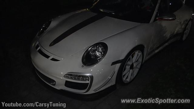 Porsche 911 GT3 spotted in Santiago, Chile