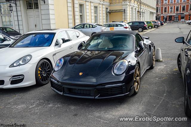 Porsche 911 Turbo spotted in Wroclaw, Poland