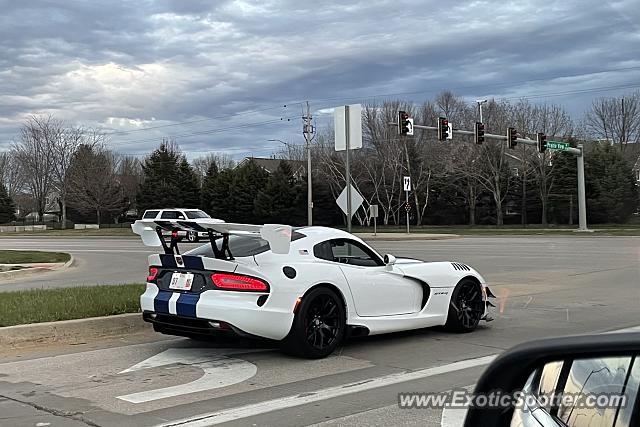 Dodge Viper spotted in West Des Moines, Iowa