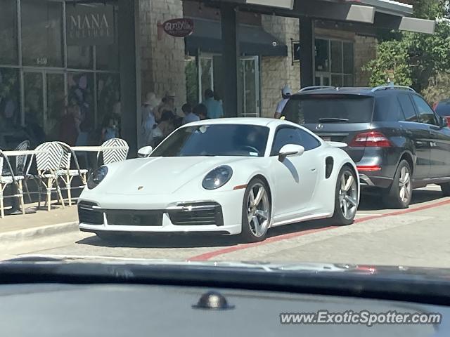 Porsche 911 Turbo spotted in Austin, Texas