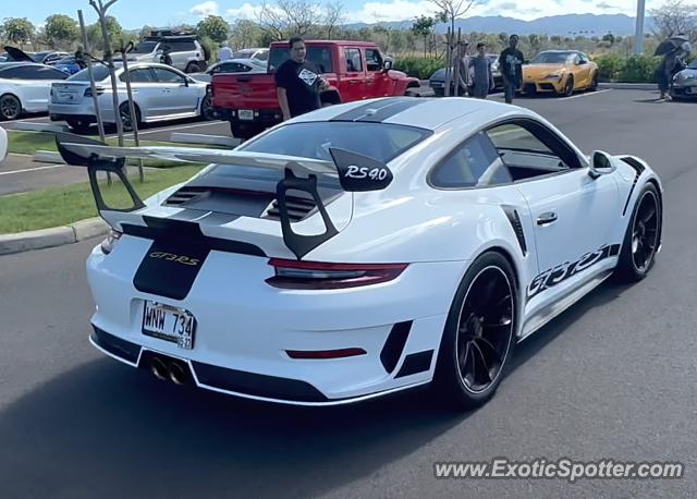 Porsche 911 GT3 spotted in Honolulu, Hawaii