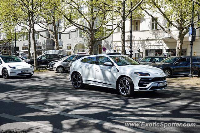 Lamborghini Urus spotted in Berlin, Germany