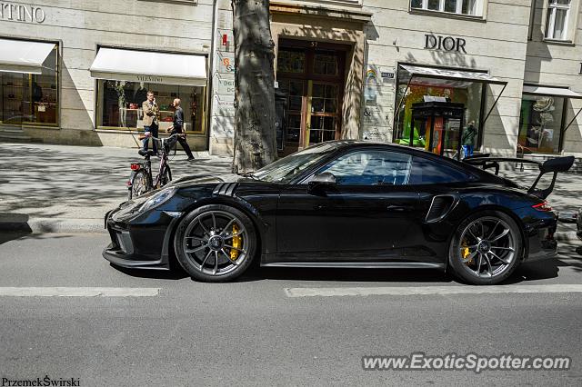 Porsche 911 GT3 spotted in Berlin, Germany