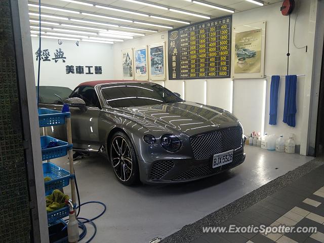 Bentley Continental spotted in New Taipei, Taiwan