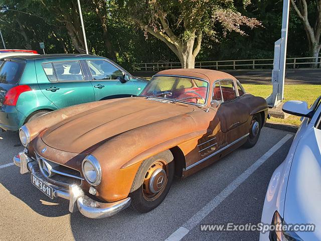 Mercedes 300SL spotted in PICKERING, United Kingdom