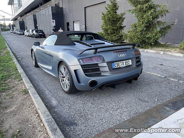 Audi R8 spotted in Milan, Italy