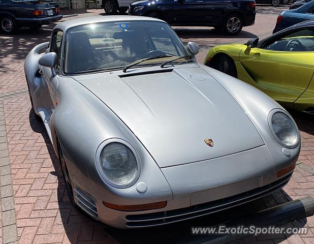 Porsche 959 spotted in Dallas, Texas