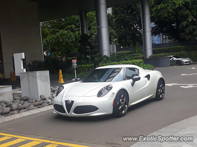 Alfa Romeo 4C spotted in Jakarta, Indonesia