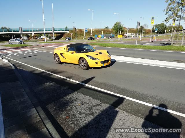 Lotus Elise spotted in Papendrecht, Netherlands