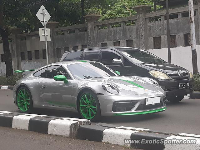 Porsche 911 spotted in Jakarta, Indonesia