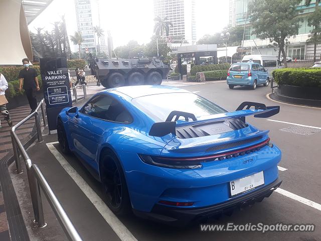 Porsche 911 GT3 spotted in Jakarta, Indonesia