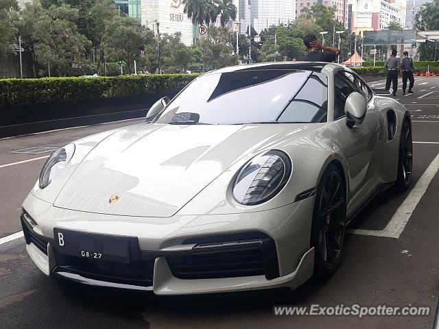 Porsche 911 Turbo spotted in Jakarta, Indonesia