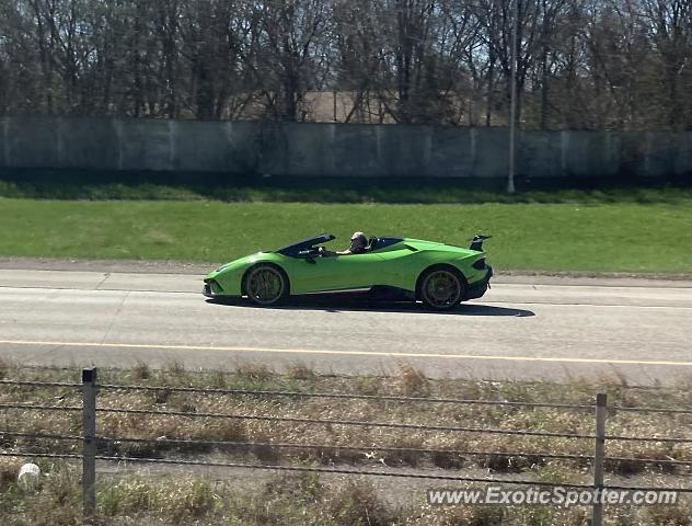 Lamborghini Huracan spotted in Minnetonka, Minnesota