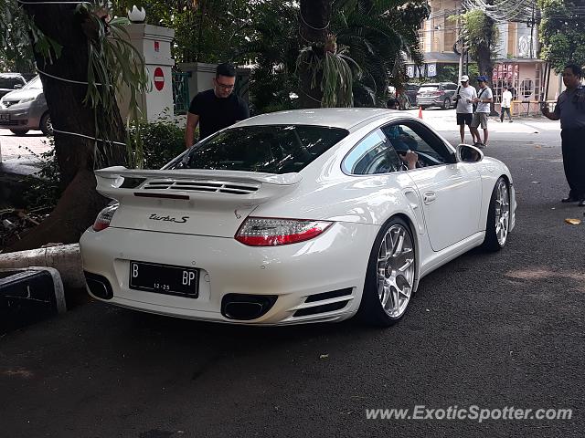 Porsche 911 Turbo spotted in Jakarta, Indonesia