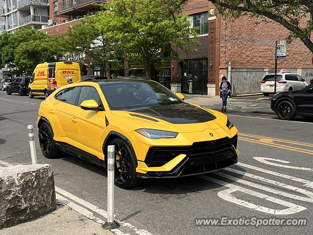 Lamborghini Urus spotted in Brooklyn, New York