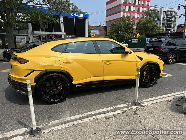 Lamborghini Urus spotted in Brooklyn, New York