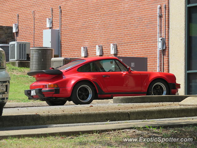 Porsche 911 Turbo spotted in Chattanooga, Tennessee