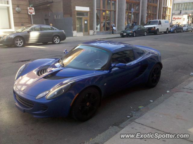 Lotus Elise spotted in Boston, Massachusetts