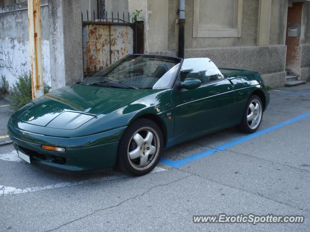 Lotus Esprit spotted in Chiasso, Switzerland