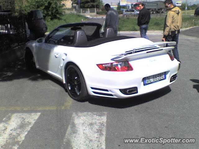 Porsche 911 Turbo spotted in Paderno Dugnano, Italy