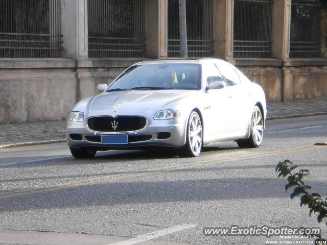 Maserati Quattroporte spotted in Curitiba, PR, Brazil