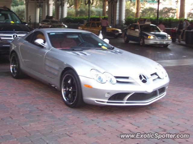 Mercedes SLR spotted in Las Vegas, Nevada