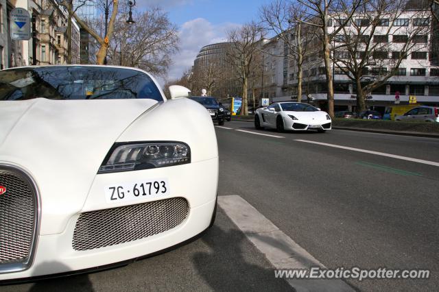 Bugatti Veyron spotted in Berlin, Germany