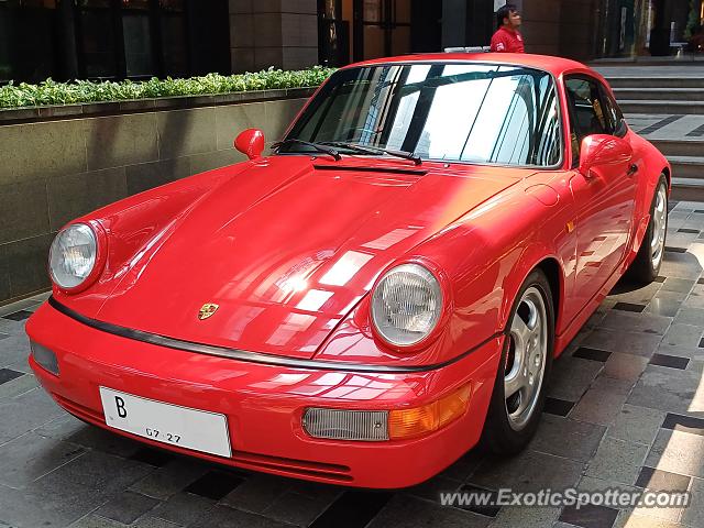 Porsche 911 spotted in Jakarta, Indonesia