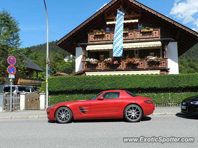 Mercedes SLS AMG spotted in Garmisch, Germany