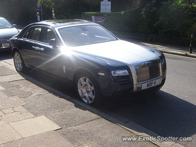 Rolls-Royce Ghost spotted in Hale, United Kingdom