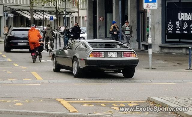 DeLorean DMC-12 spotted in Zurich, Switzerland
