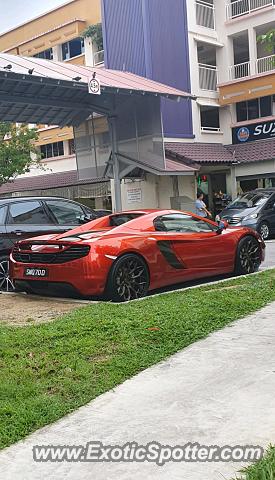 Mclaren MP4-12C spotted in Singapore, Singapore