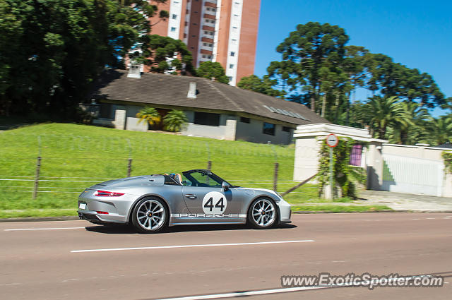 Porsche 911 spotted in Curitiba, PR, Brazil