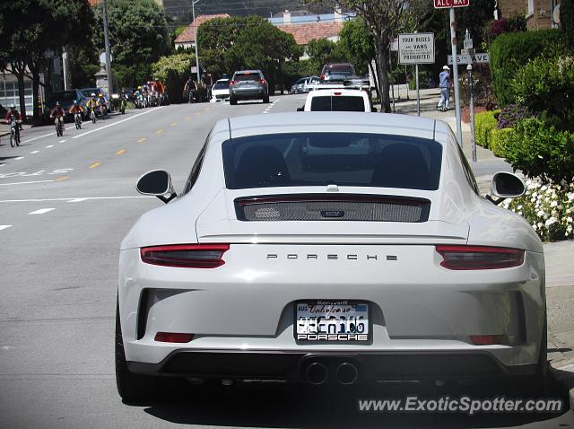Porsche 911 GT3 spotted in San francisco, California