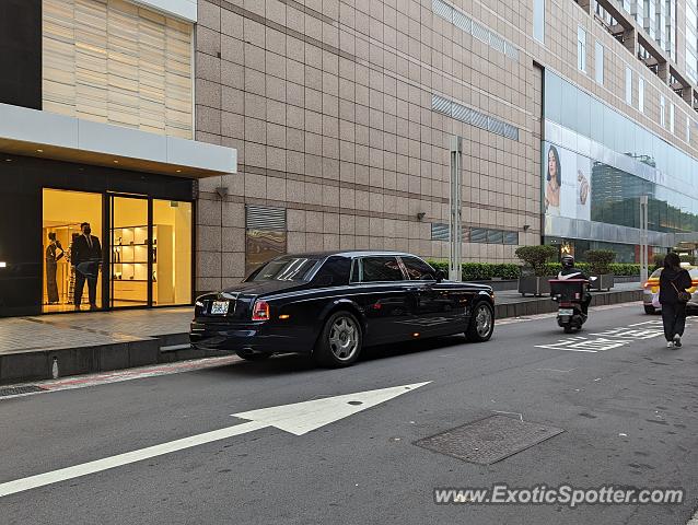 Rolls-Royce Phantom spotted in Taipei, Taiwan