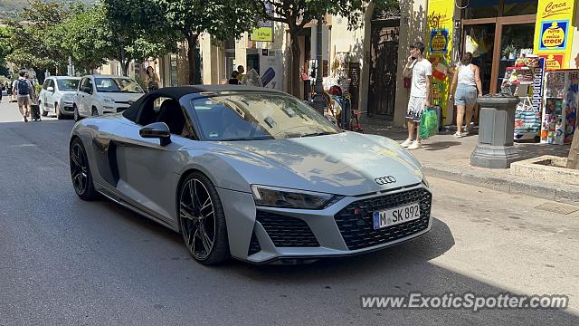Audi R8 spotted in Cefalù Sicilia, Italy