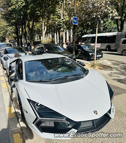 Lamborghini Reventon spotted in Paris, France