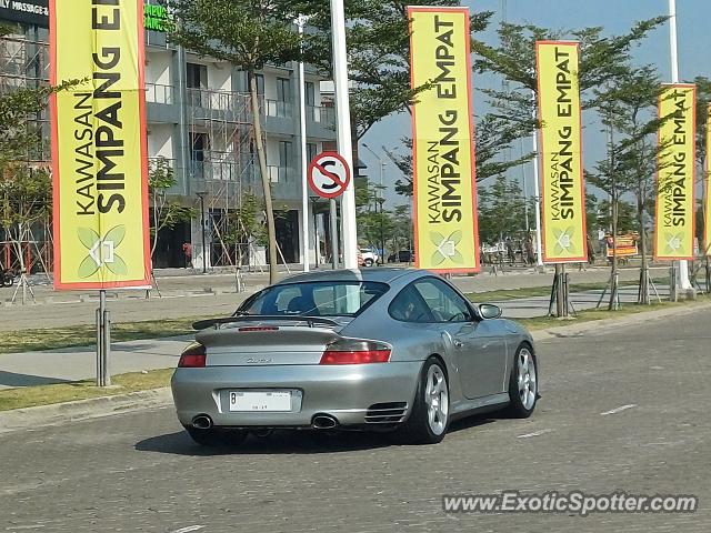 Porsche 911 Turbo spotted in Jakarta, Indonesia